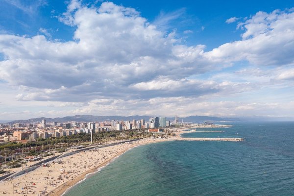 Барселона море
