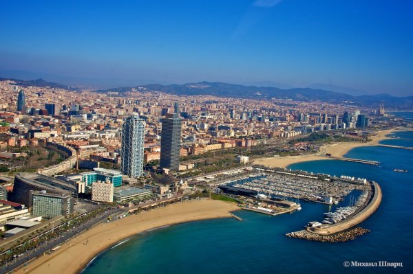 Барселона панорама Торре Акбар