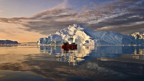 Фьорд Илулиссат Гренландия