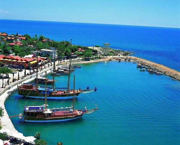 Средиземное море Сиде