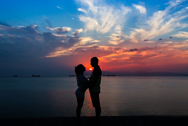 Влюбленные на закате