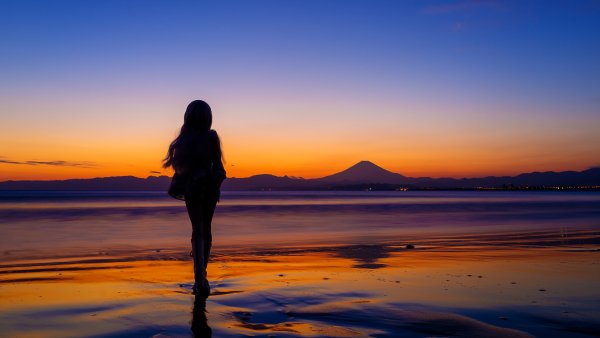 Девушка море вечер