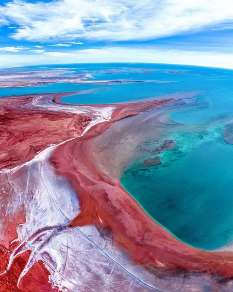 Красное море берег