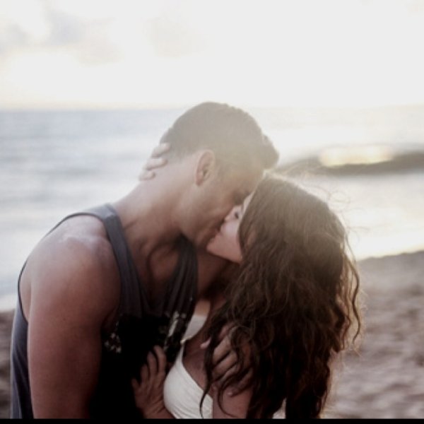 Романтические объятия