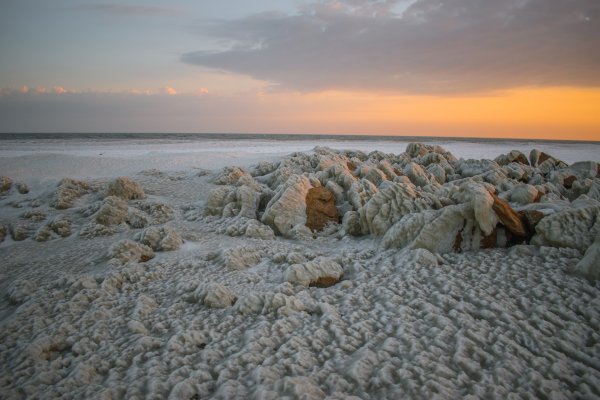 В Сочи замерзло черное море