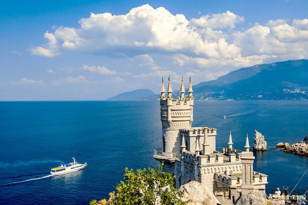 Черное море Крым Ласточкино гнездо
