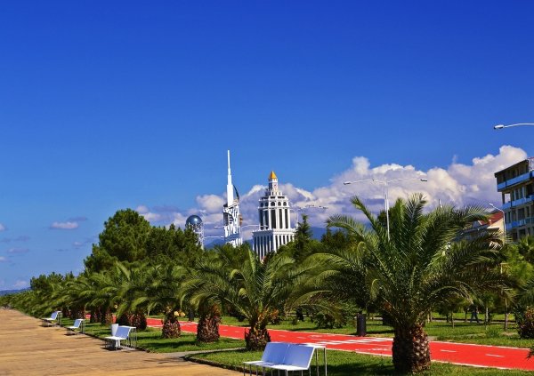 Современный город Батуми