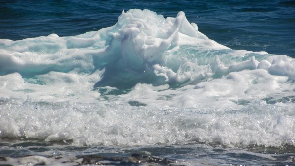 Море пена