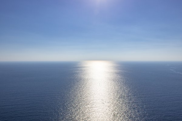 Пасмурное море