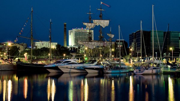 Таллин Луна