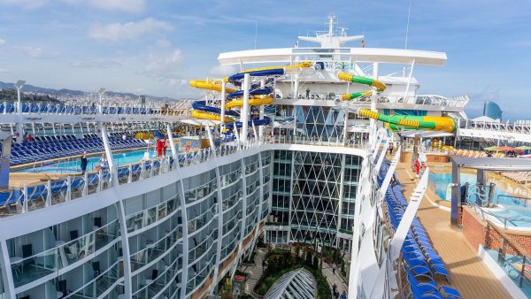 Symphony of the Seas круизный лайнер