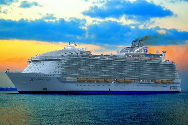 Круизный корабль Гармония морей