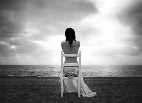 Пасмурный берег моря