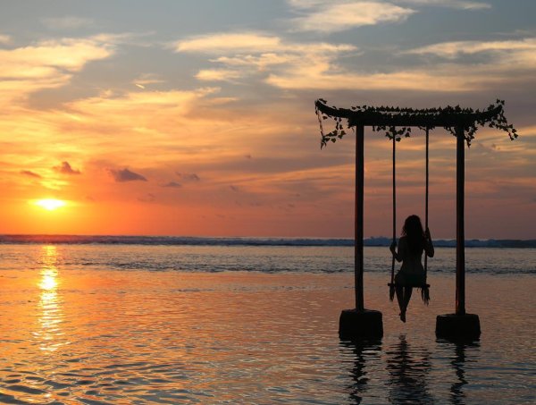 Острова Гили Траванган касели закат