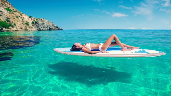 Море пальмы закат