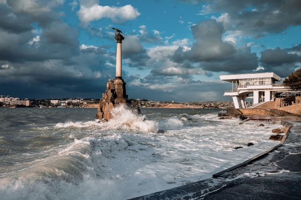 Черное море Севастополь