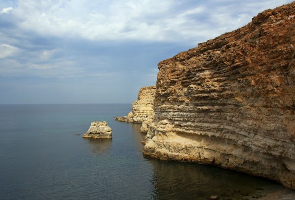 Новороссийск памятник затопленным кораблям