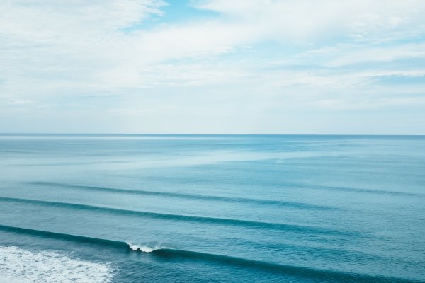 Поверхность моря