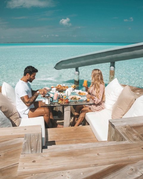 Шикарная вилла на берегу моря