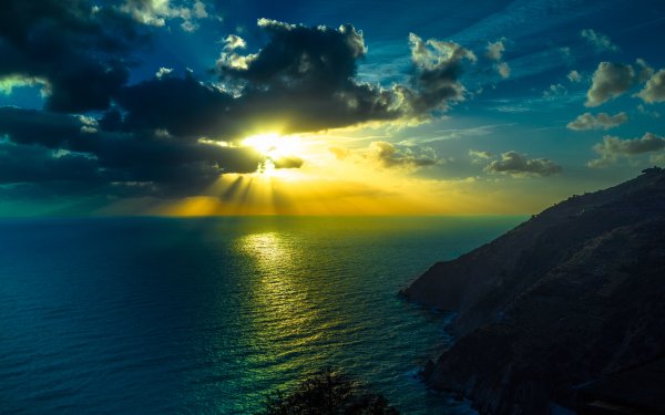 Рассвет на море