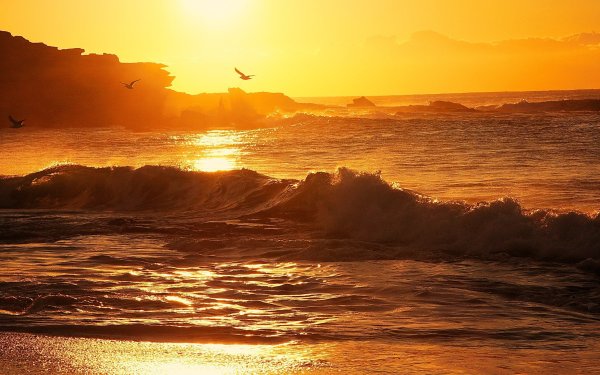 Утренний рассвет на море