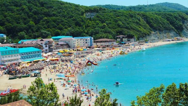 Пос.Новомихайловский Туапсинского района