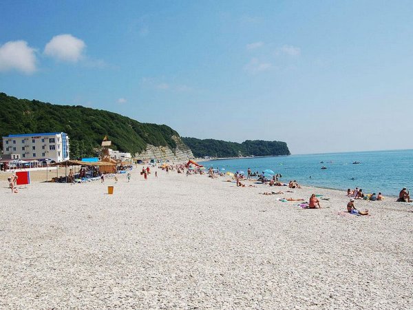 Поселок Новомихайловский черное море