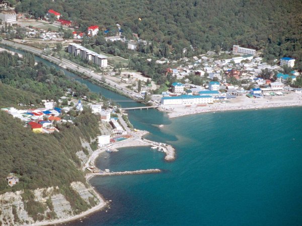 Посёлок Новомихайловский Краснодарский край