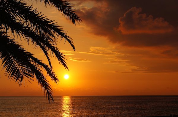 Море небо солнце