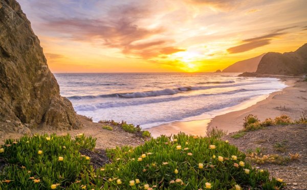 Каспийское море песчаный пляж