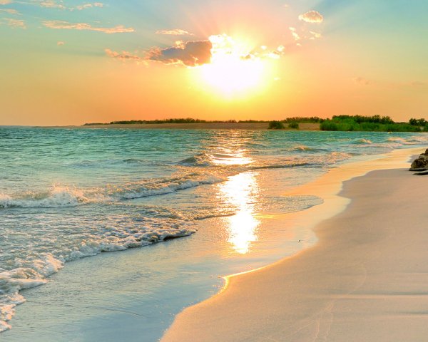 Летний закат на море