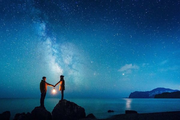 Ночное небо и море