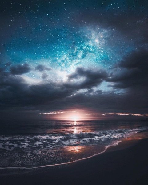 Ночное небо и море