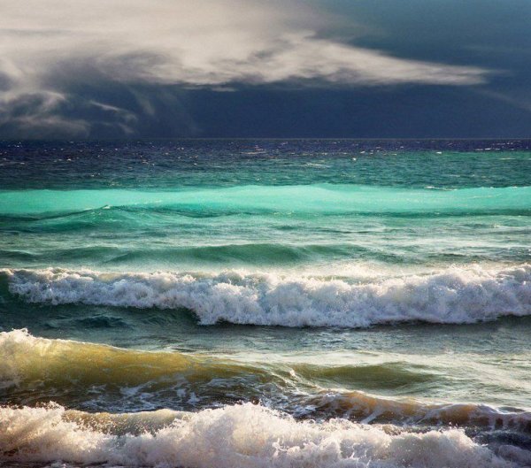 Лазурное море