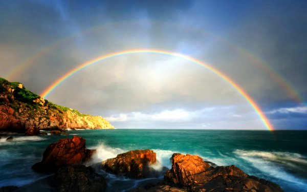 Радуга над морем