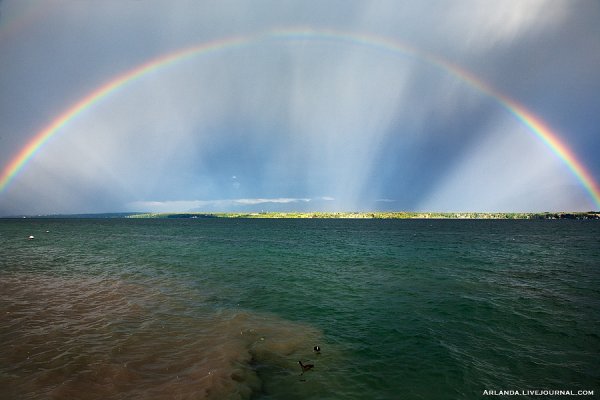 Радуга над морем