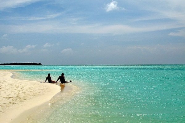 Вино на берегу моря