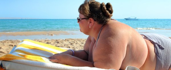 Толстые женщины на море