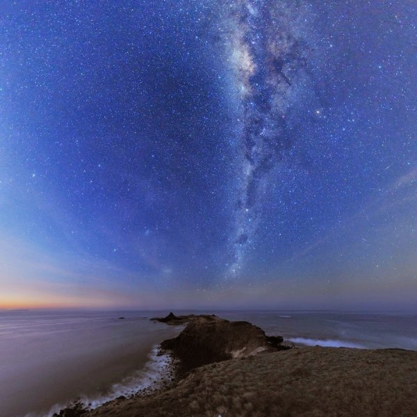 Океан ночью