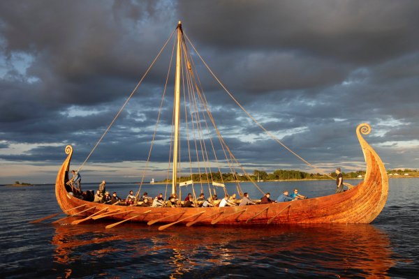 Драккар викингов