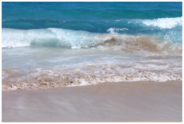 Бирюзовое море