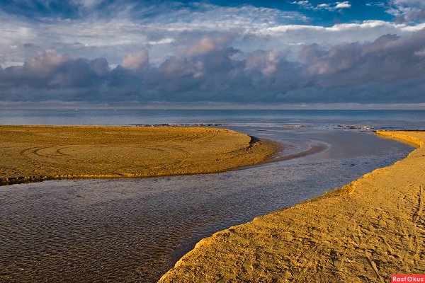Река в Анапе впадает в море