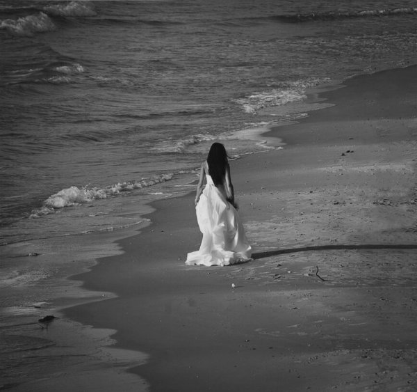 Девушка на корабле