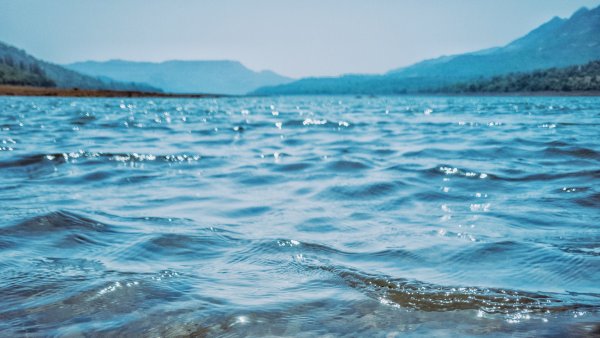 Обои вода