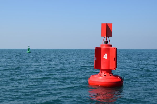 Морские буйки