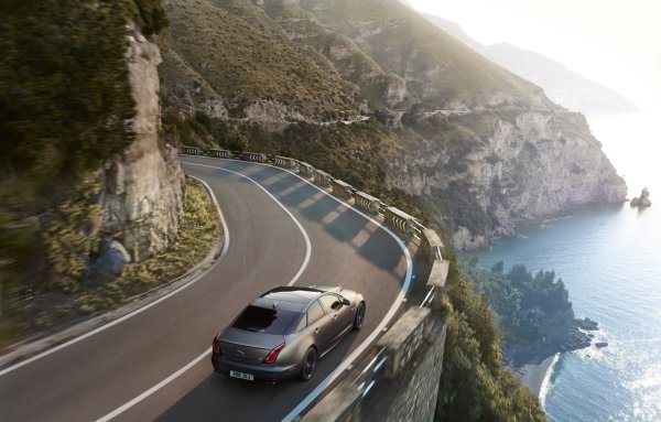 Дорога у моря