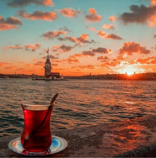 Кофе на берегу моря