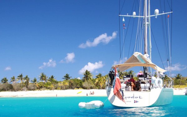 Яхта на Оке