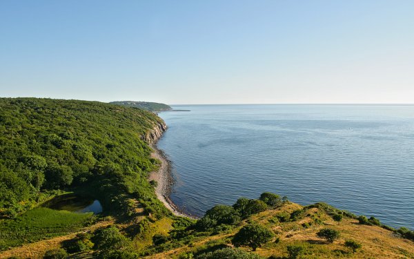 Море горы красота
