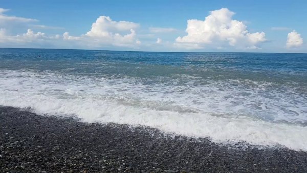 Морская волна Лазаревское